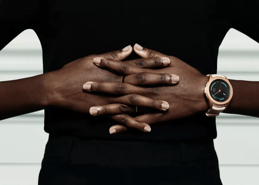 Nu kommer Galaxy Watch i butikkerne – Forbliv online med stil