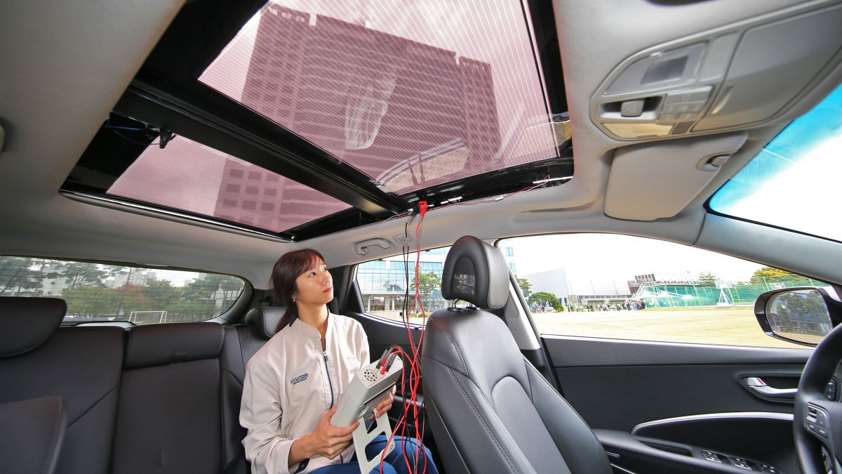 KIA og Hyundai præsenterer en teknologi med opladning via solpaneler