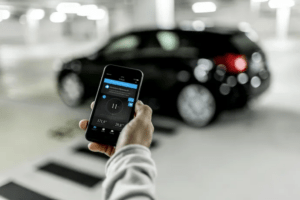 Mercedes-Benz vil hjælpe danskerne: Ny app gør din bil til elbil