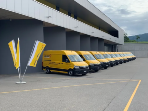 Grøn pakkelevering – 11 nye MAN eTGE el-varebiler til Swiss Post