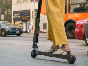 KIA afslører on-board elektrisk løbehjul med en rækkevidde på 20 km