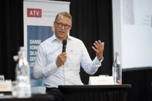 Wakeup-call: Danmark sakker agterud på teknologi