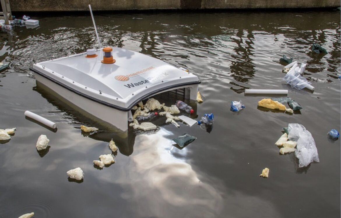 Avancerede selvstyrende droner renser selv havnen i Aarhus