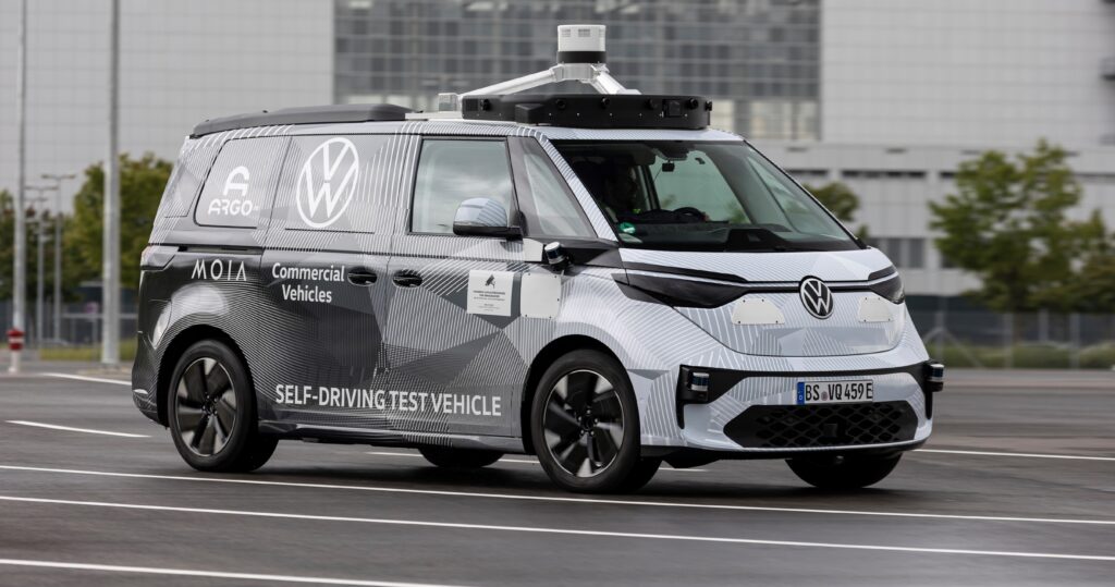 Volkswagen Erhvervsbiler, Argo AI og MOIA præsenterer den første ID. BUZZ-prototype til autonom kørsel
