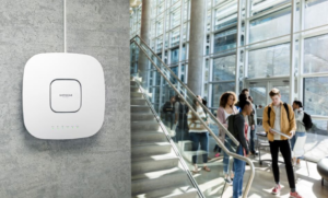 NETGEAR introducerer Tri-Band WiFi 6E Access Point til små og mellemstore virksomheder