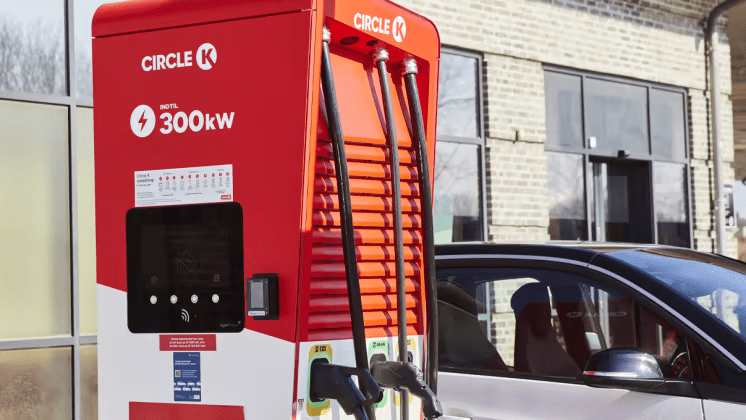 Circle K er nu størst på lynladestandere til el-biler i Midtjylland – og endnu flere er på vej