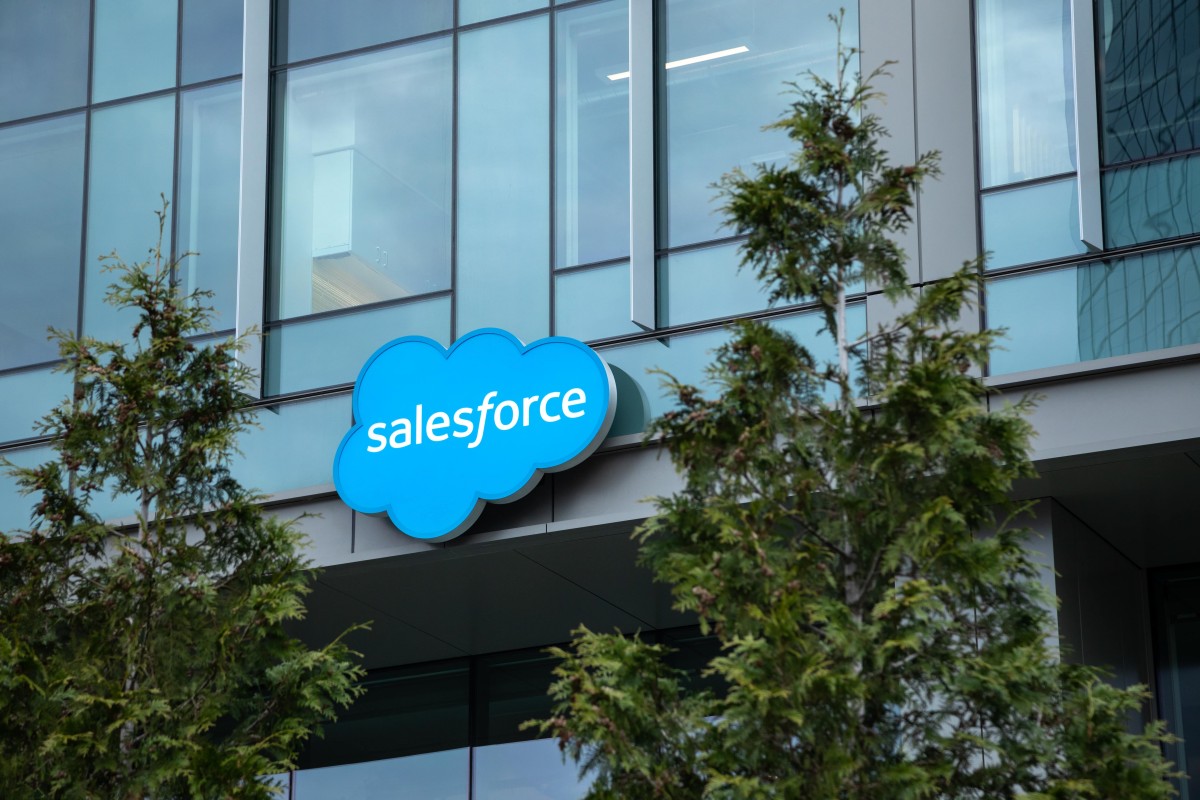 Salesforce lancerer CRM-løsning til mindre virksomheder