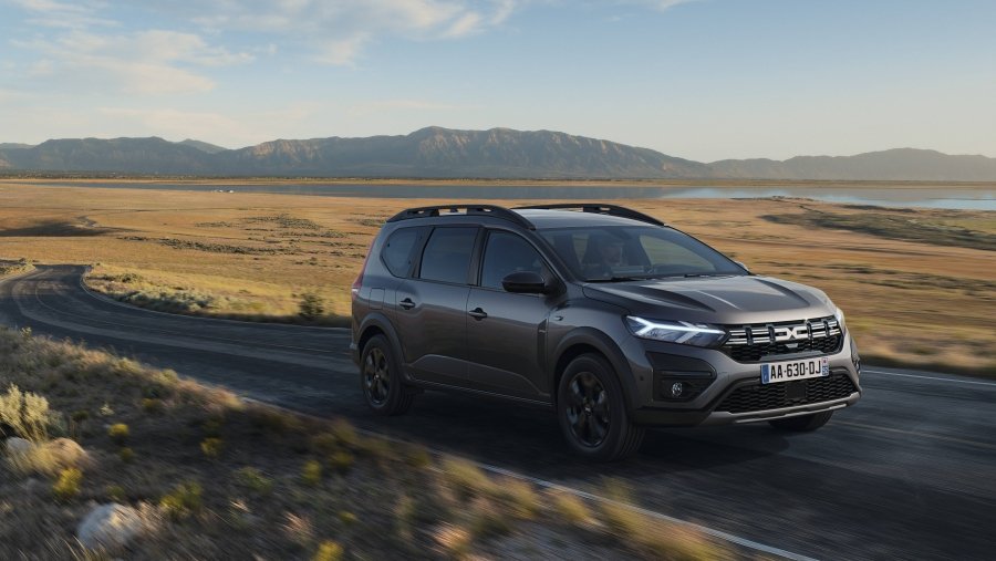 Så kom den endelig til Danmark – Dacia Jogger hybrid