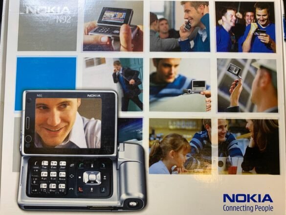 ‘Dumb phones’ hitter blandt danskerne: Din gamle Nokia kan være mange penge værd