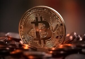 Hvad er Bitcoin? En enkel guide til den digitale valuta