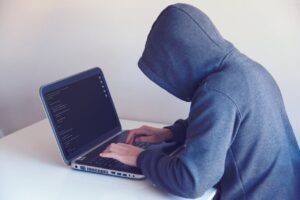 Falske opdateringer fortsætter med at true danske virksomheder