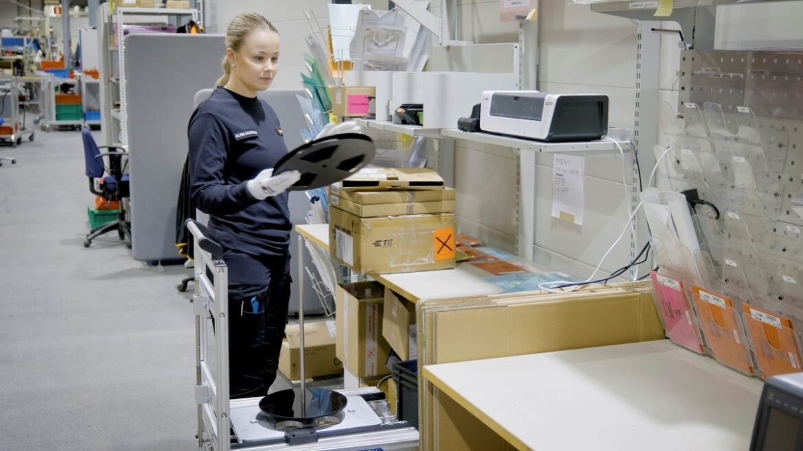 Panasonic Software integrerer produktion og lagerstyring