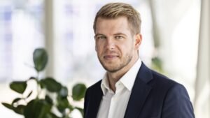 DI: AI stormer frem i erhvervslivet, mens nye regler træder i kraft DI: AI stormer frem i erhvervslivet, mens nye regler træder i kraft