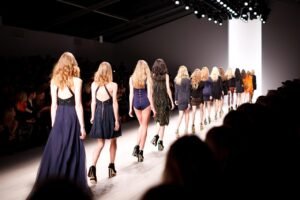 Danske modebrands dominerer sociale medier i 2025: EYDA, Pilgrim og Rotate blandt årets store vindere