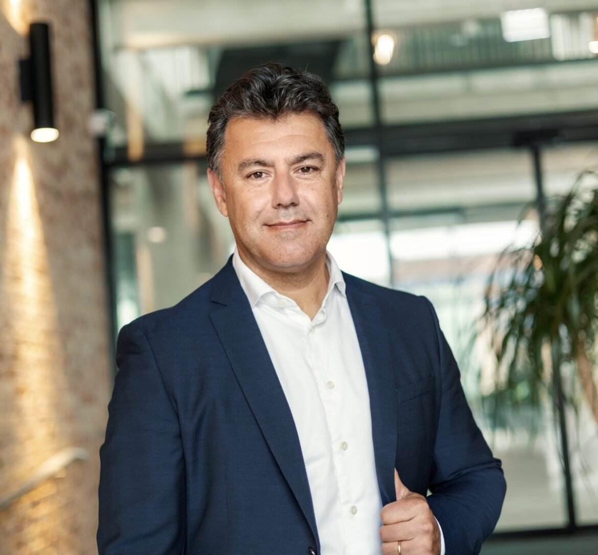 Gökhan portræt ffff