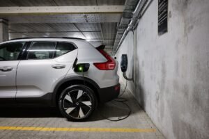 Norlys føjer knap 300 nye ladepunkter til hovedstaden som en del af stort udbud