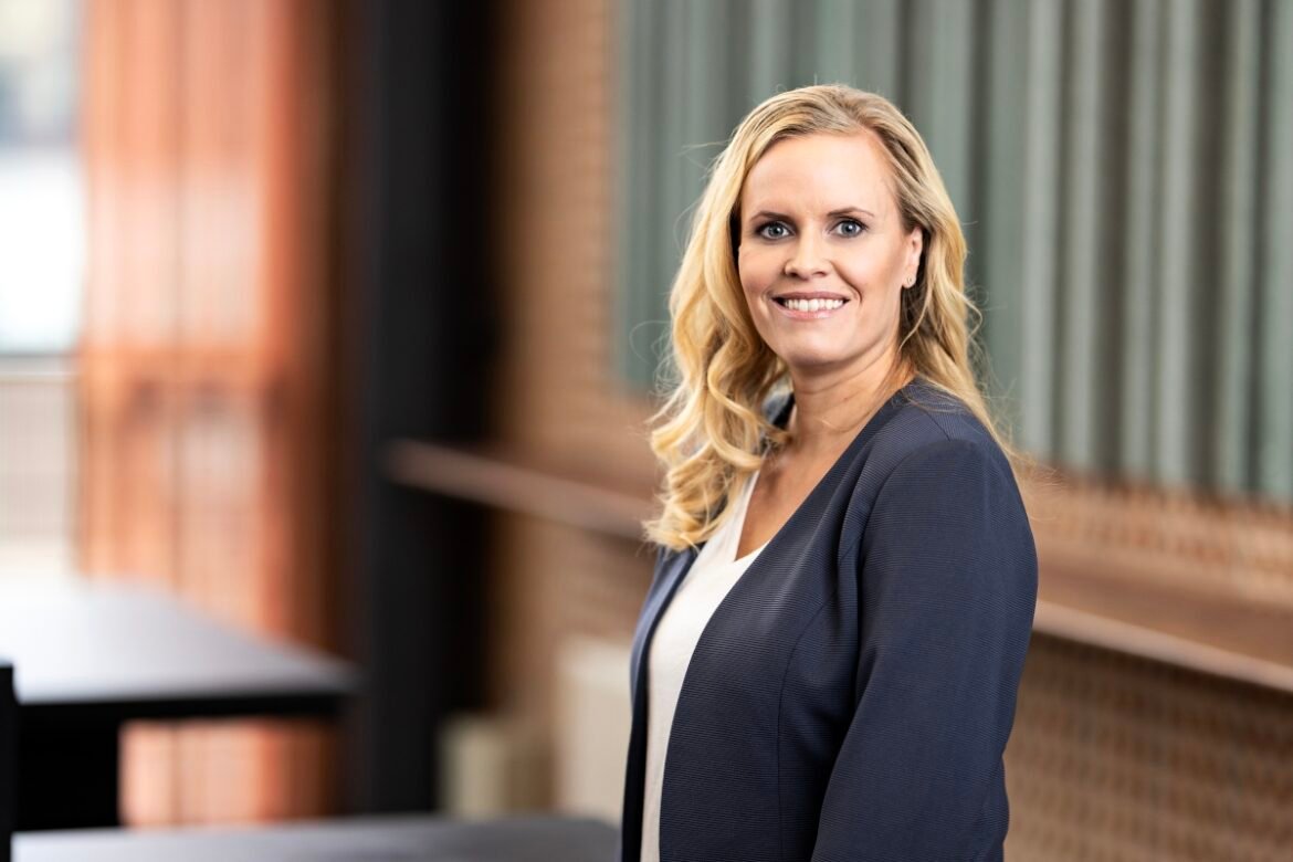 07ff7d81 310e 4dd5 841f b132042dd56e wdewew