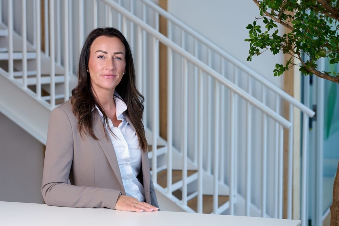Salgschef Vicki Domer Rossen i Schneider Electric ete