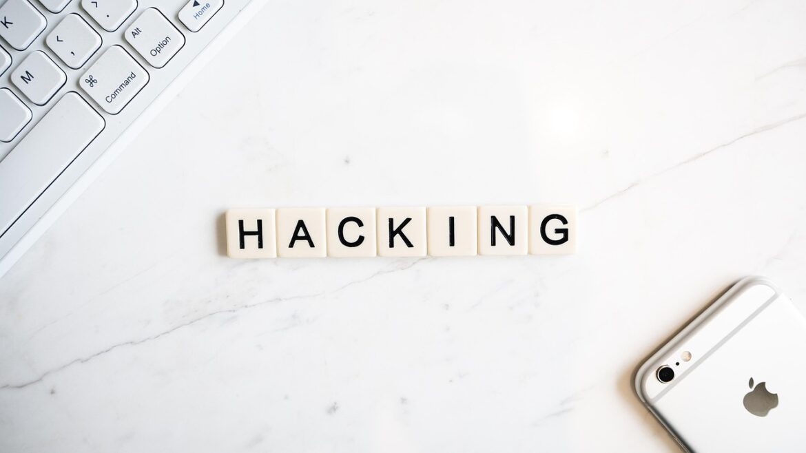 alltechbuzz net hacker 4523097 1280 (1)