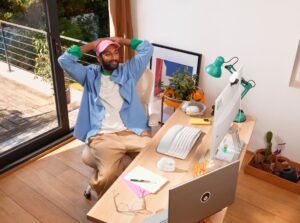 Global ergonomimåned: Logitechs eksperter deler gode råd til din arbejdsstation