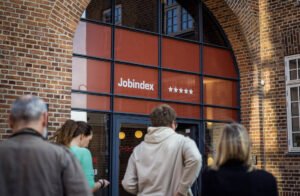 Danske arbejdspladser får topkarakter for work-life balance – men dumper på ledelse