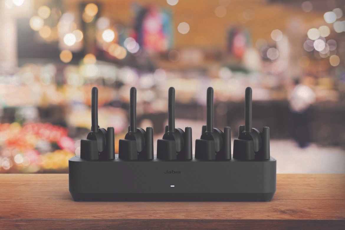 Jabra lancerer Perform Plus og Perform 55 til kommunikation og styring af enheder i detailhandlen